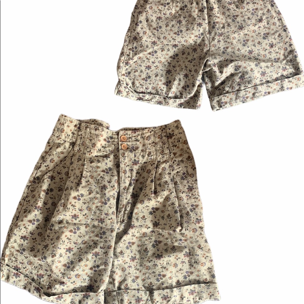 Vintage high wasted shorts